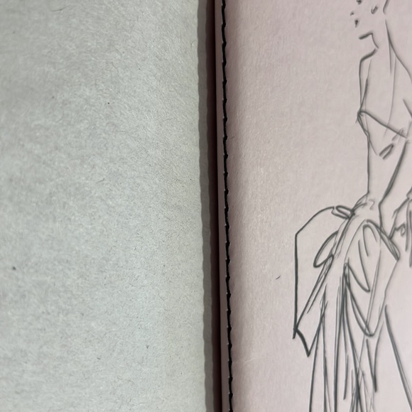 Christian Dior: Designer of Dreams Sketch Book 80 Blank Pages - Picture 6 of 7